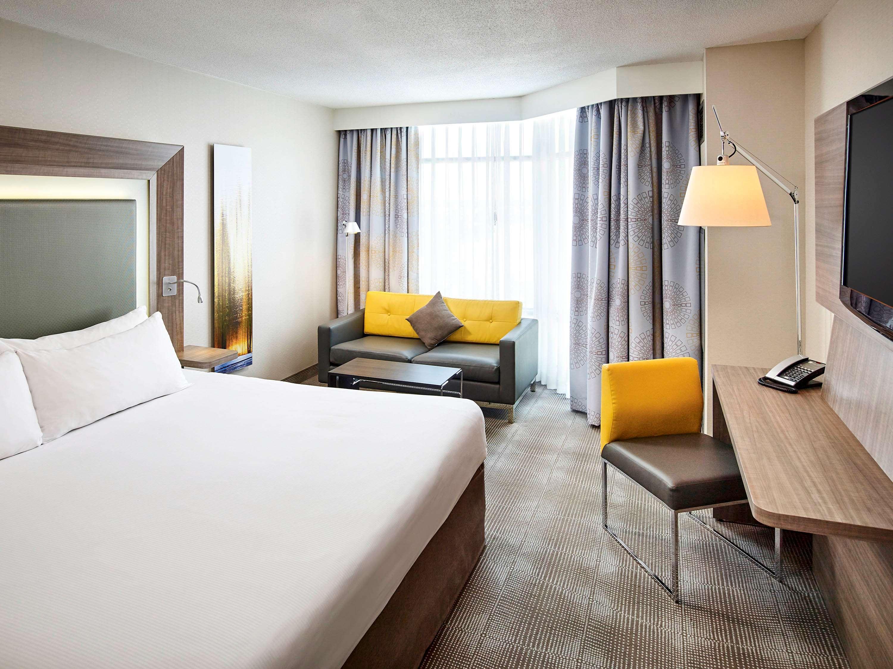 Novotel Toronto North York Екстер'єр фото
