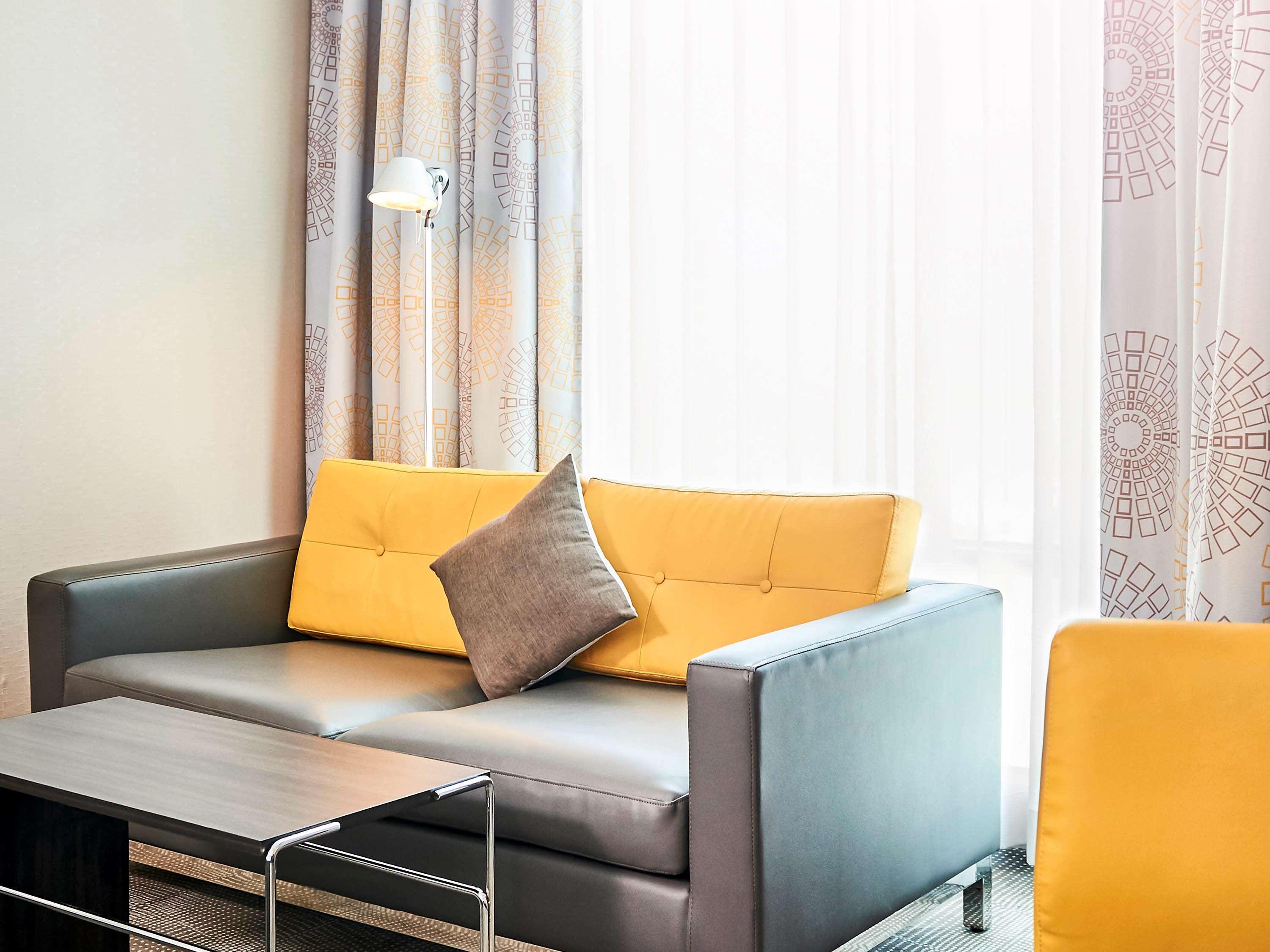 Novotel Toronto North York Екстер'єр фото