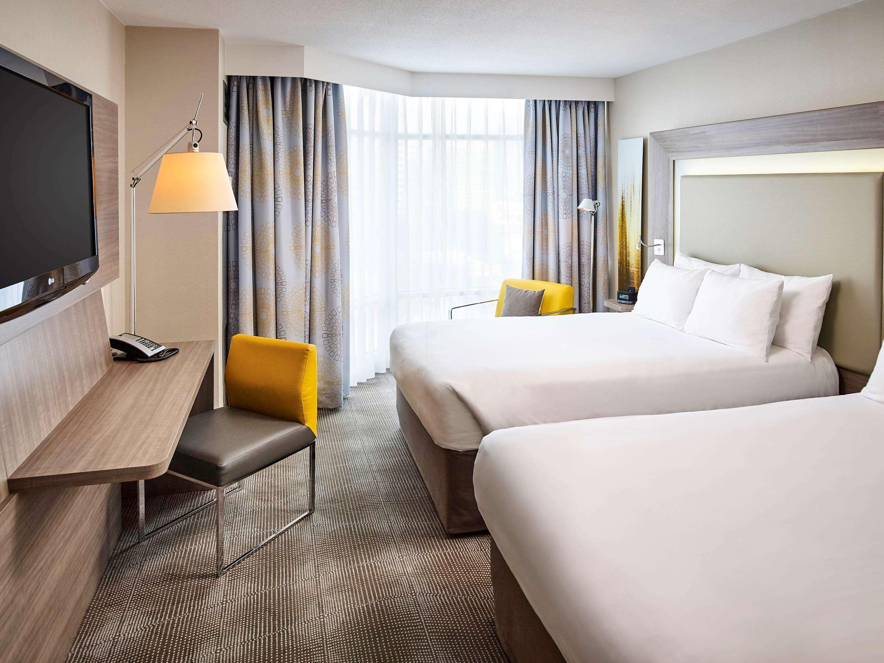 Novotel Toronto North York Екстер'єр фото