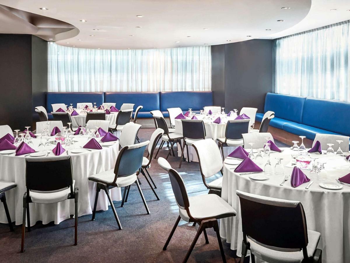 Novotel Toronto North York Екстер'єр фото